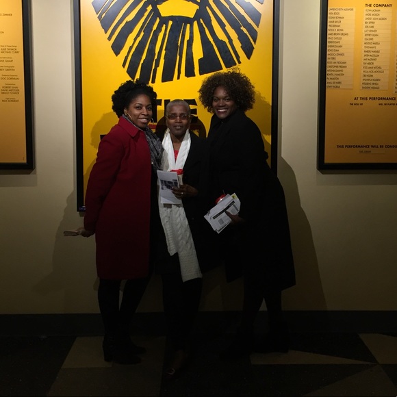 Meet your Posher, Sharon - Picture 3 of 7